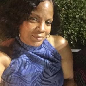 Meet your Posher, Carmen